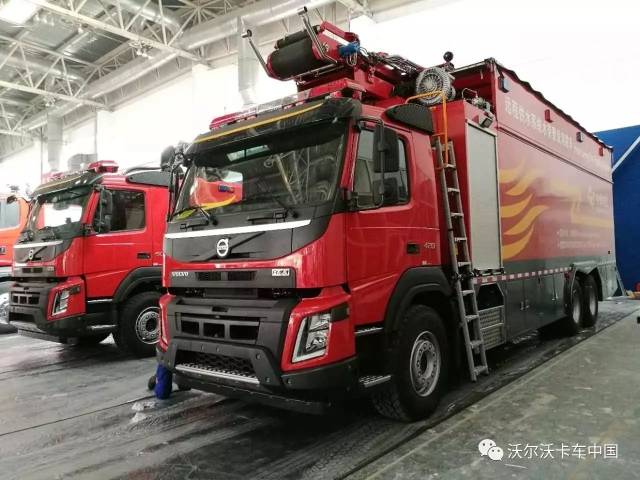 哪里需要救援,哪里就会出现沃尔沃消防车的身影.