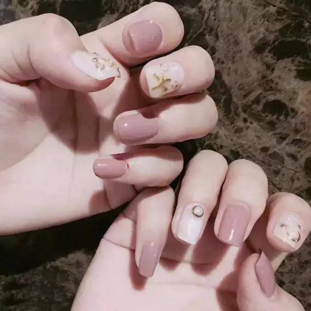 结婚指甲图片2019新款