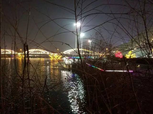 夜黑,漯河彩虹橋,你憑啥這麼美!