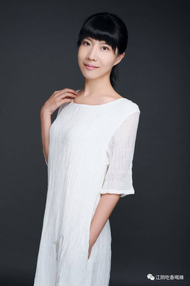 闪亮星主播  徐艳