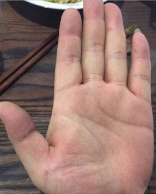 百年难得一遇巨富之人的手相特征有此掌者必发亿万之财