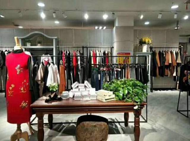汶上逛街购物攻略：如何找到心仪的服装店？