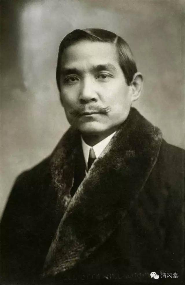 孙中山,1911年辛亥革命后被推举为中华民国临时大总统.