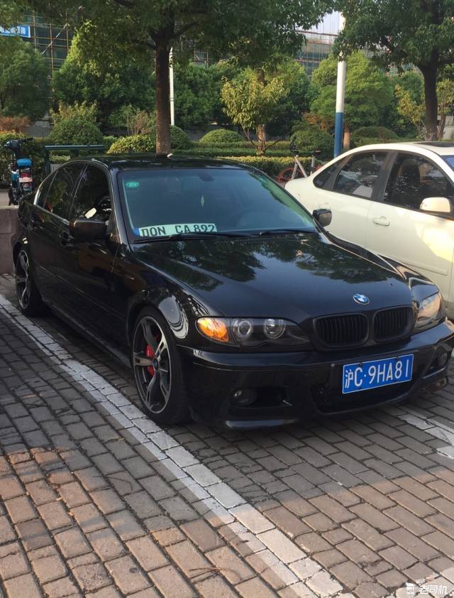 终于遇见心中的e46!二手宝马3系提车实录!