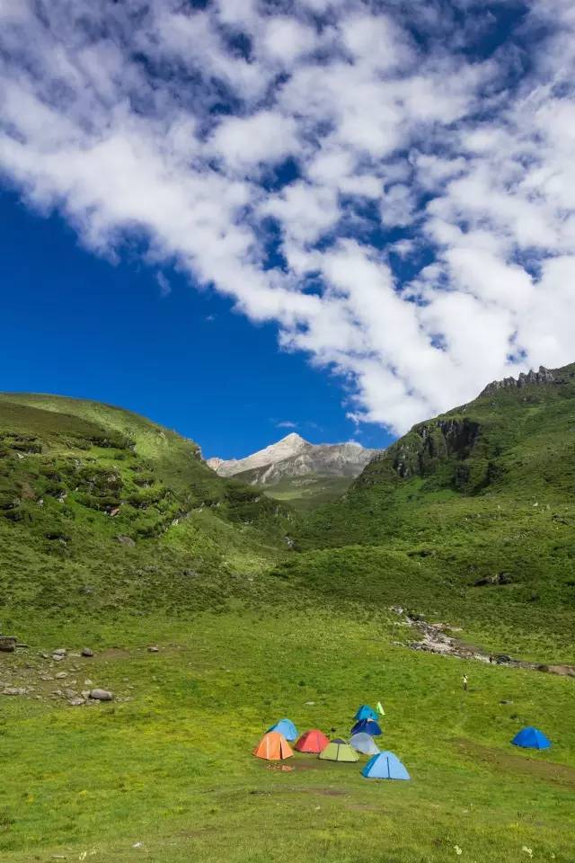 徒步|九顶山徒步,成都山友的后花园