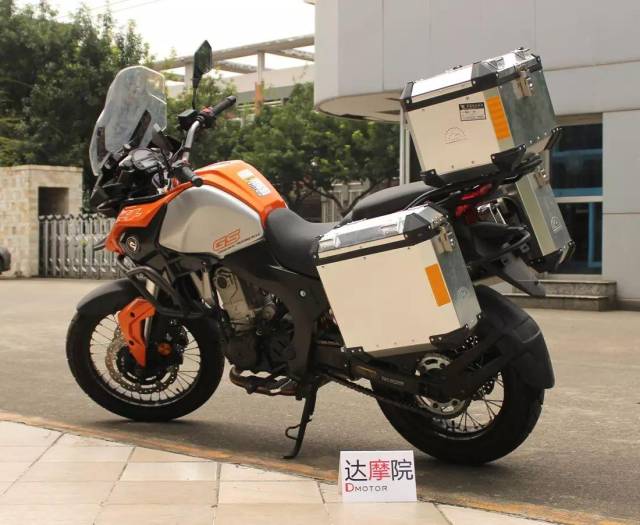 大小眼設計 宗申賽科龍新款探險車rx4(工程車)高清圖