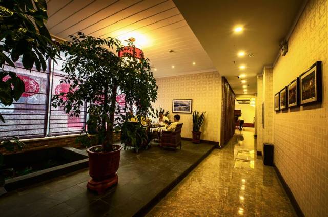 康乐园老板疯了!门票免费"撒"了!他家到底发生了什么?