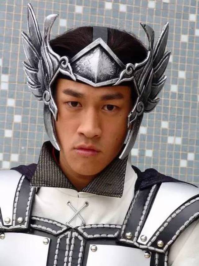 吴聘下线了,何润东倒火了!霸道总裁居然有这样的打开方式