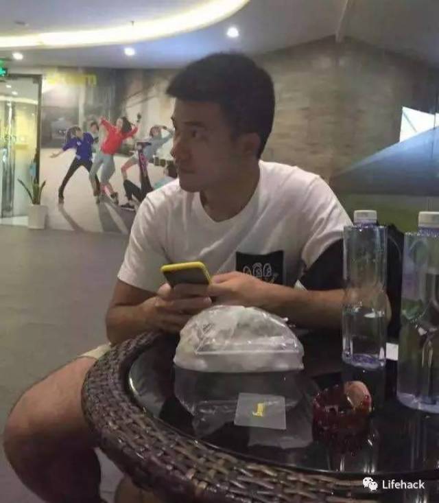 这些现实生活中的男人,帅到开挂!