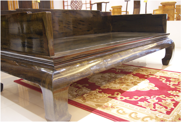 优质千年阴沉木制作而成.