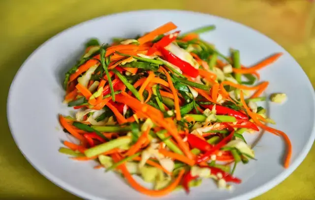 锡伯族被乾隆从东北调到新疆,是福还是祸?