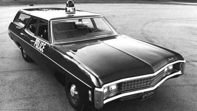 雪佛兰与警车的那些事 五六十年代经典雪佛兰警车盘点
