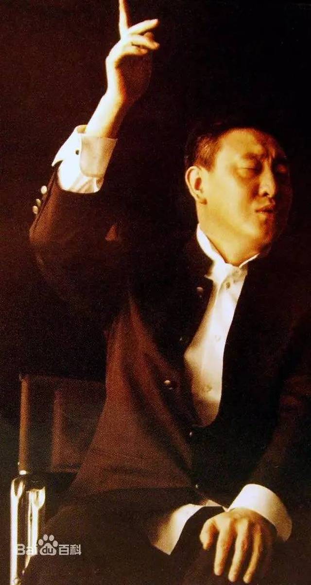 这个向天再借五百年的男人,他的新歌一出来就