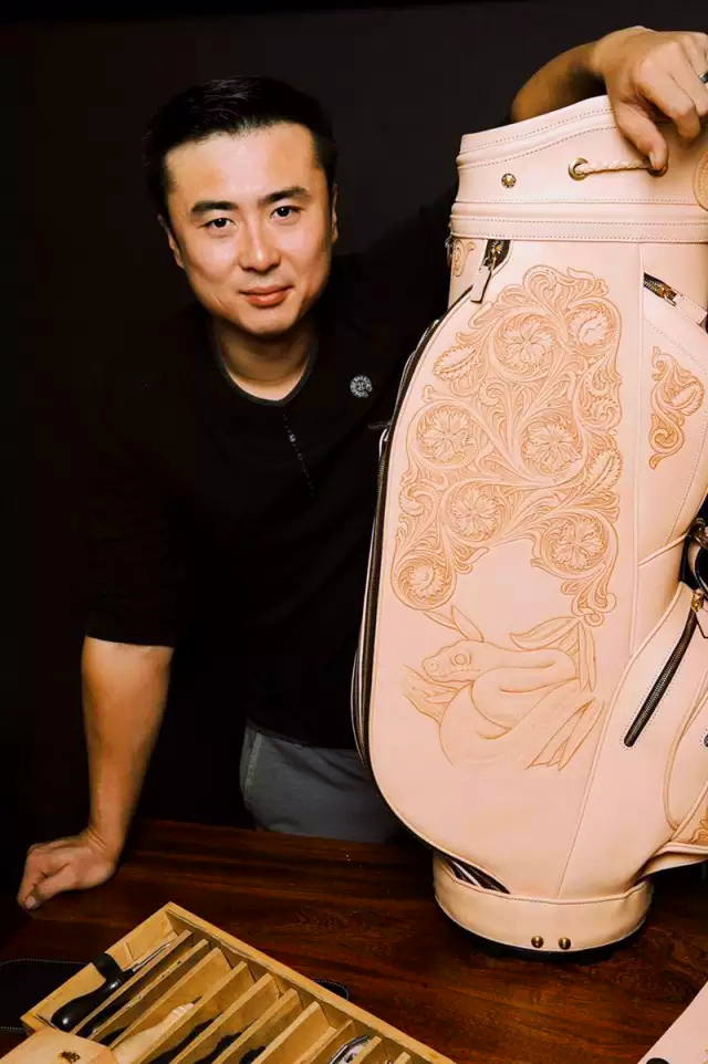 " 皮雕不是生意,不能用钱衡量