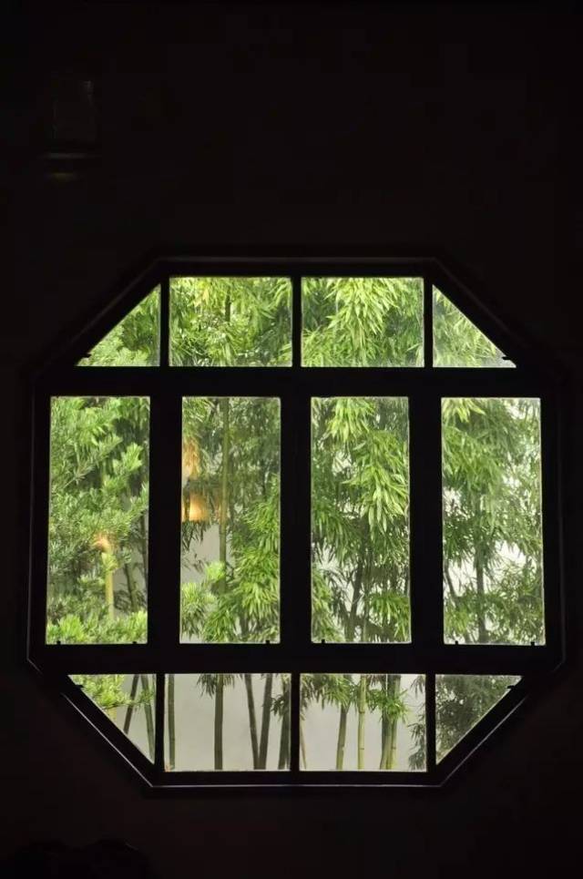 苏州园林一窗一景图片