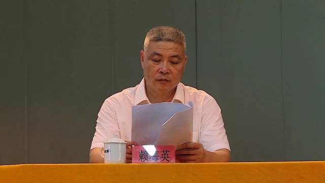 县领导钟勇强,江维民,赖小香,王传龙,邹学伟,邱振