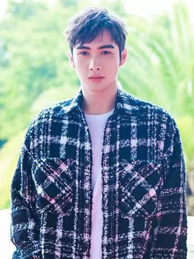 张彬彬新剧穿回现代装秒杀小鲜肉,女主系《夏至未至》颜末