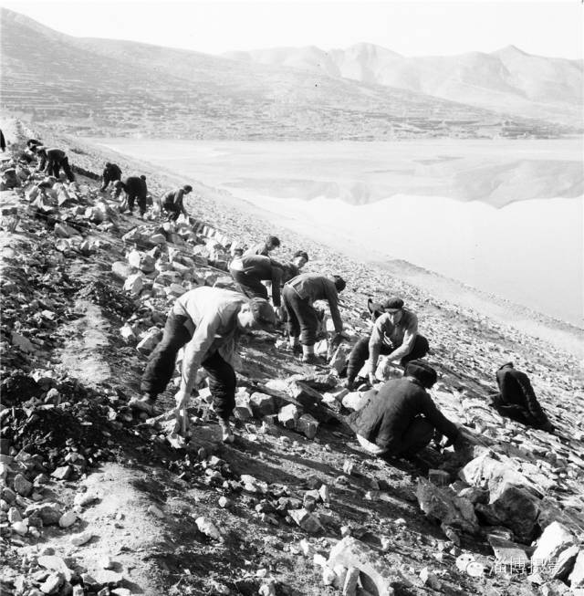 三年自然災害期間,黨中央號召全國人民生產自救,1961年,博山食品商店