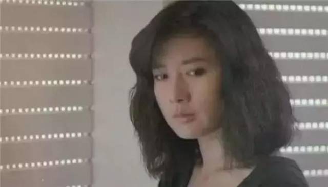 17岁出道,人称琵琶仙子,林青霞唯一接班人,息影