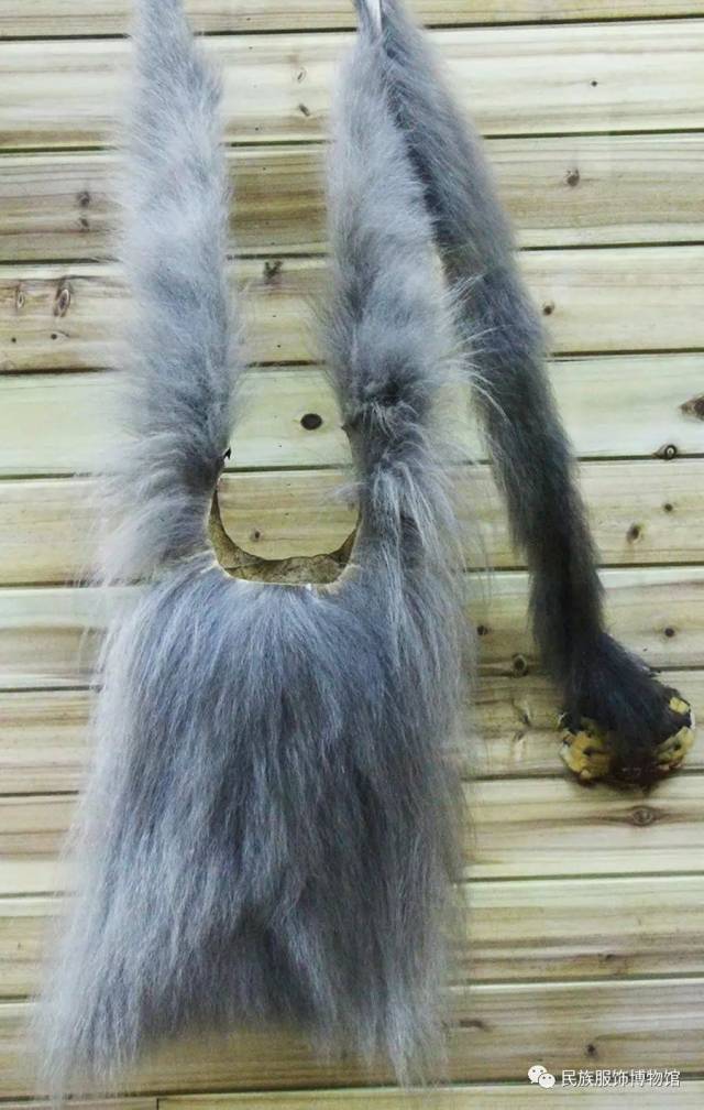 傈僳族猴皮烤包