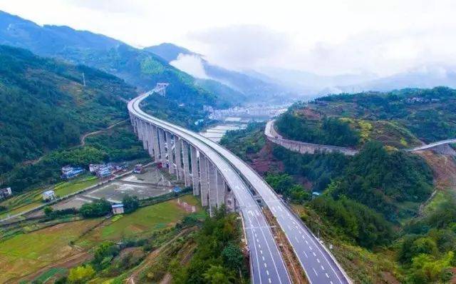 新成渝高速将全线通车!2.5小时到成都!