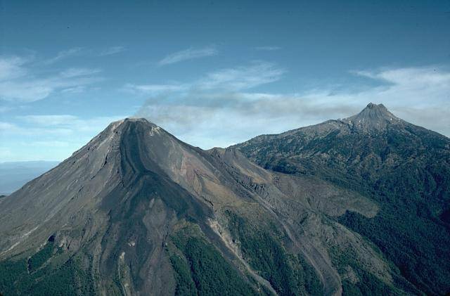 4.意大利西西里島上的埃特納火山(mount etna)