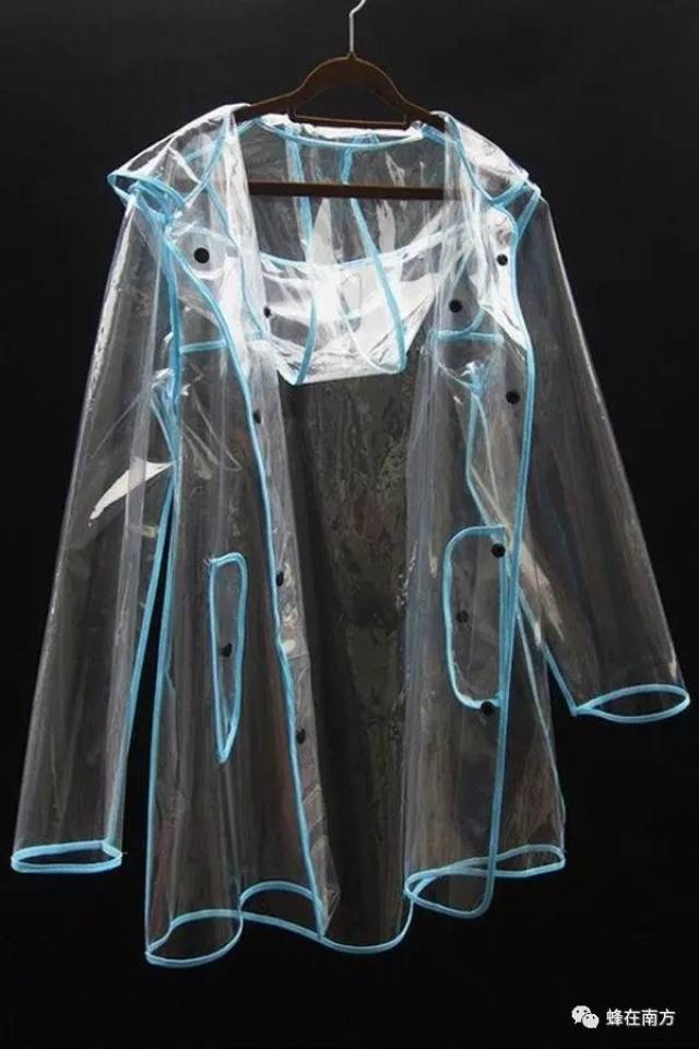 用pvc材料做衣服 给你跟别人不一样的毕设!