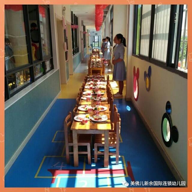 从餐桌礼仪开始,培养小绅士,小淑女