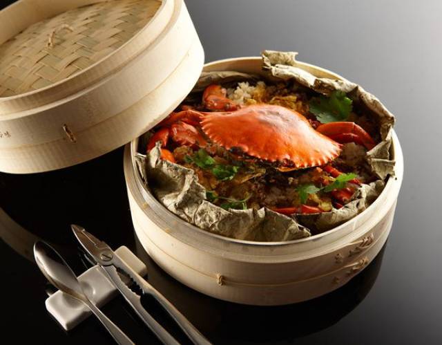 红烧牛肉面是台湾特色面食之一,声名远播,更是外国旅客来台的必吃美食