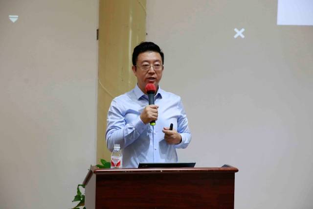 国联医美(北京)生物科技研究院有限公司张诚博士讲解《细胞治疗》