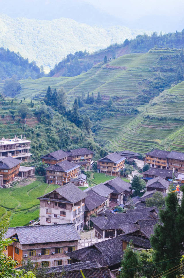 坐着高铁去广西,山水田园梦不远