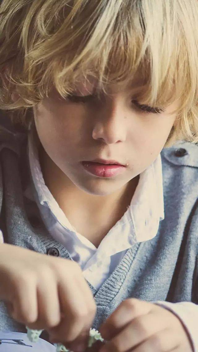 9.18 【英语美文】The wet pants 尿裤子的男孩