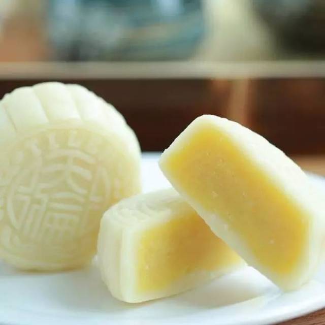 八月十五月正圆 中秋月饼香又甜