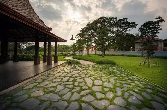 100款 · 各式各样的嵌草铺装景观