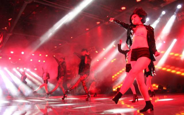 北京东方斯卡拉西部酒城激情之夜--时尚唱跳型