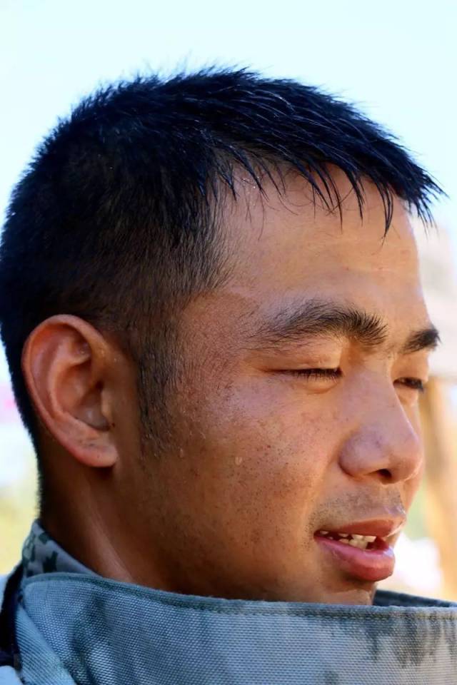 扫雷先锋李江:置身海外,80后老兵转隶再出发【战区精兵第59期】