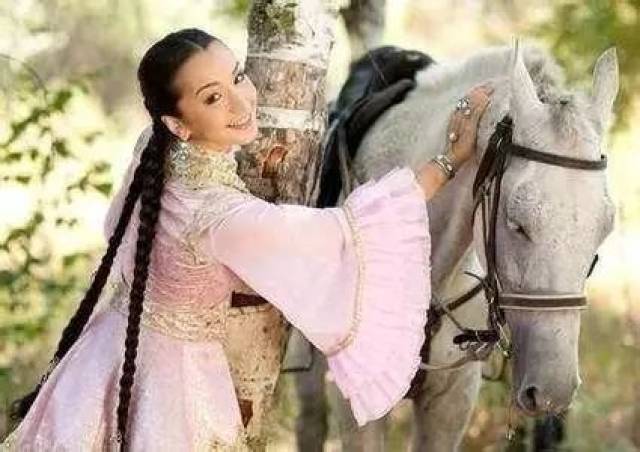 美丽的哈萨克姑娘