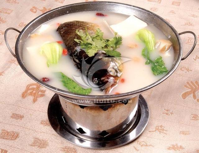 嬉子湖鱼头锅仔