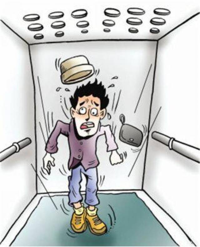 电梯出故障急速下坠落地前跳起来管用吗该怎么保护自己