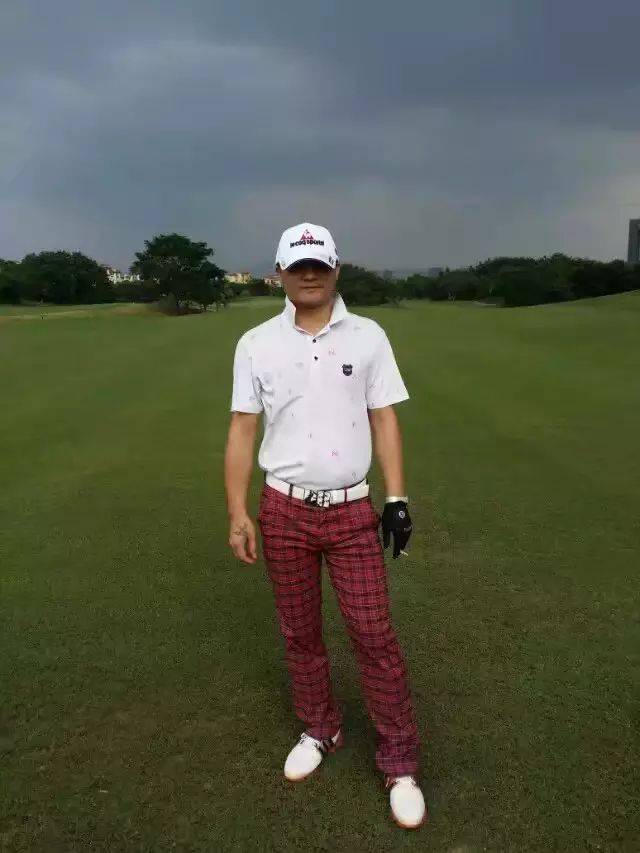 【自拍自播】第75期 真实,果断的谢伍_手机搜狐网