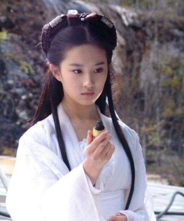 扒扒06版《神雕侠侣》12大美女现状,刘亦菲杨