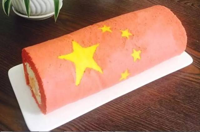 五星蛋糕卷 波少烘焙 五星红旗是最能体现国庆气氛的象征 在这个普天