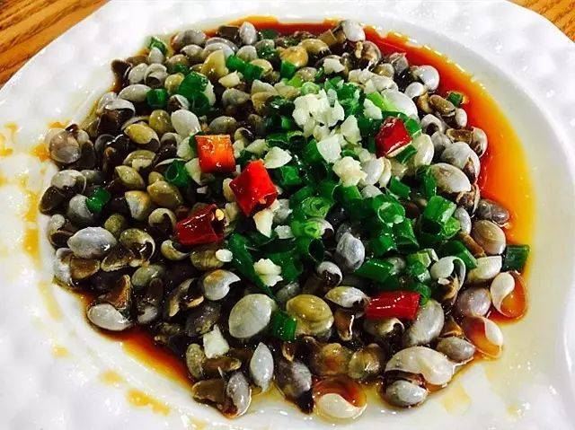 石浦皇城大道中国渔村景区内(近皇城沙滩,海洋科博馆旁) 83 葱油泥螺