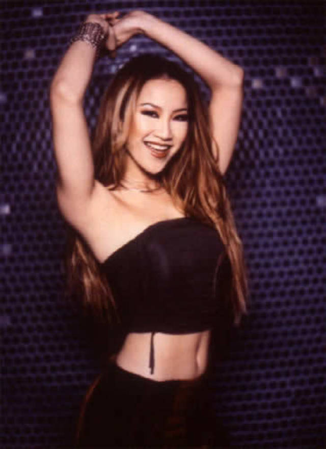 《didadi》台湾100万,全亚洲180万;《好心情》台湾85万,全亚洲105万.