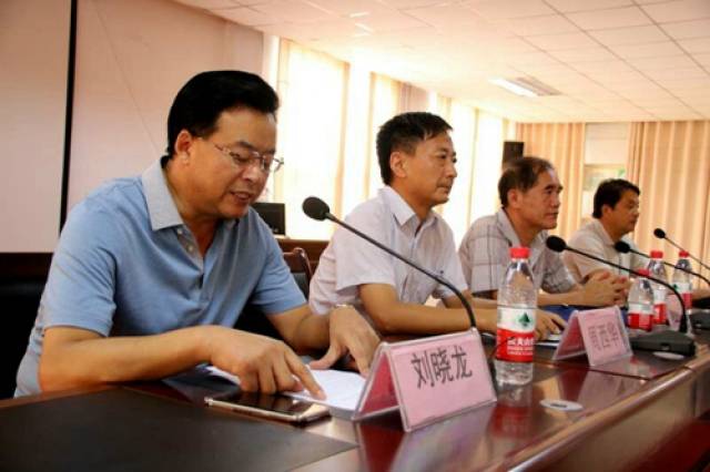 老君台中学举行红杏报复刊暨红杏文学社成立大会_手机搜狐网