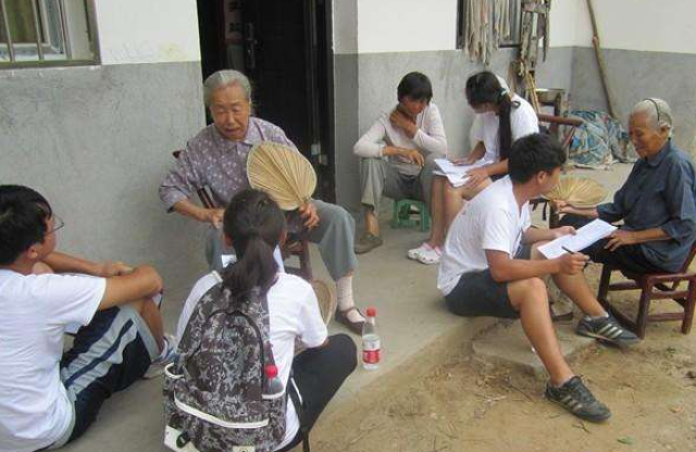 在农村这三种情况下串门,邻居当面不骂你,背后肯定戳你脊梁骨!