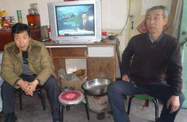 在农村这三种情况下串门,邻居当面不骂你,背后肯定戳你脊梁骨!