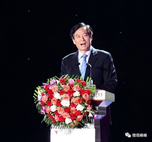 邯郸市委副书记师振军主持开幕式.