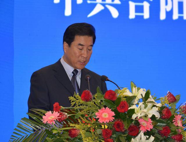 陕西省果业局产业化处处长杨建伟,市果业局局长郭雷保,合阳县委书记