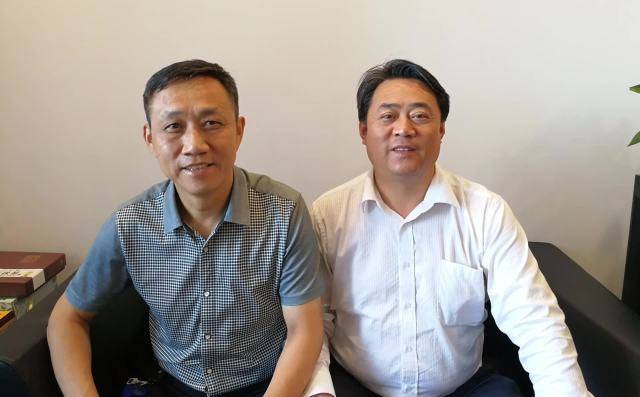 很高兴与天宙战略合作伙伴一一 山东黄金产业投资公司何吉平总经理就